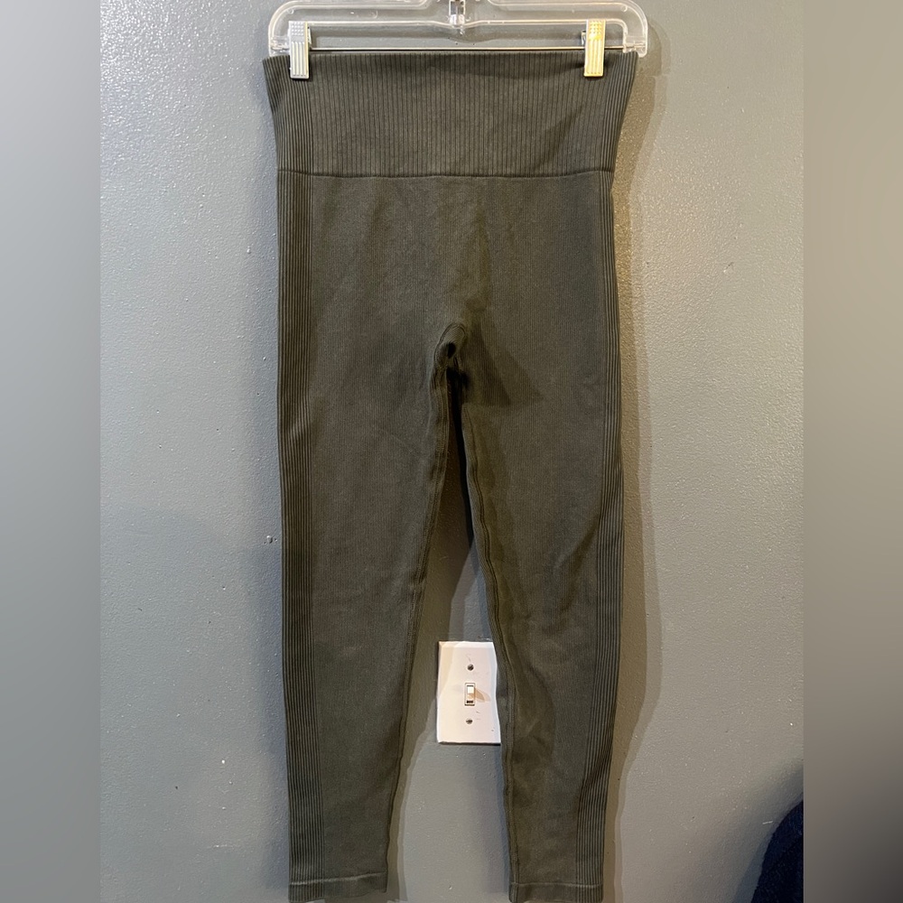 Spanx seamless leggings